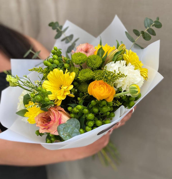 S Mix Floral Premium del día Amarillo