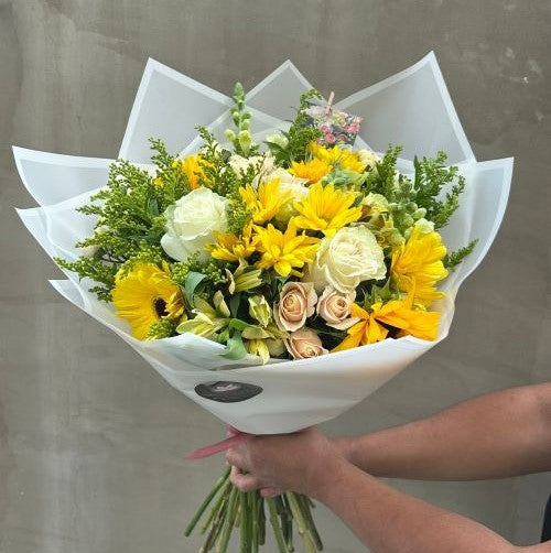 M Mix Floral Premium del día Amarillo